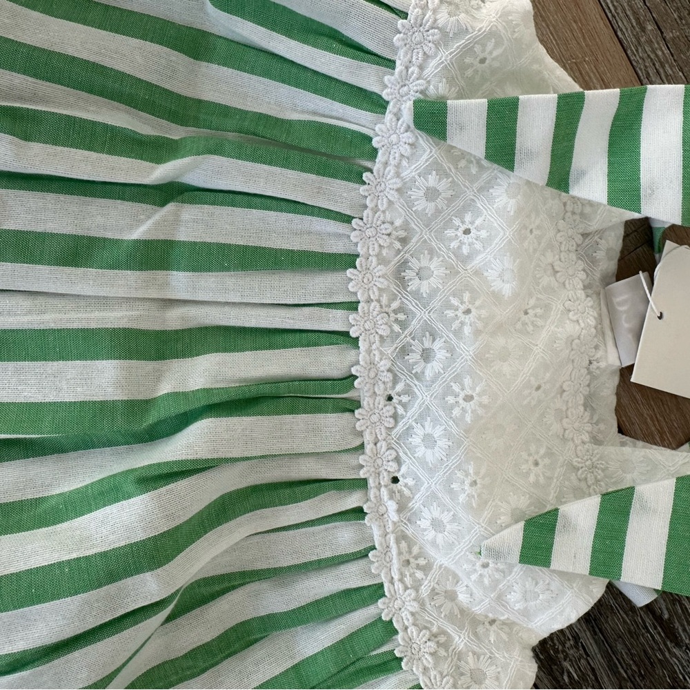 NWT Paz Rodriguez made in Spain 
2 piece set 
Sizes 48m (4yrs) and 5 - Picture 3 of 5